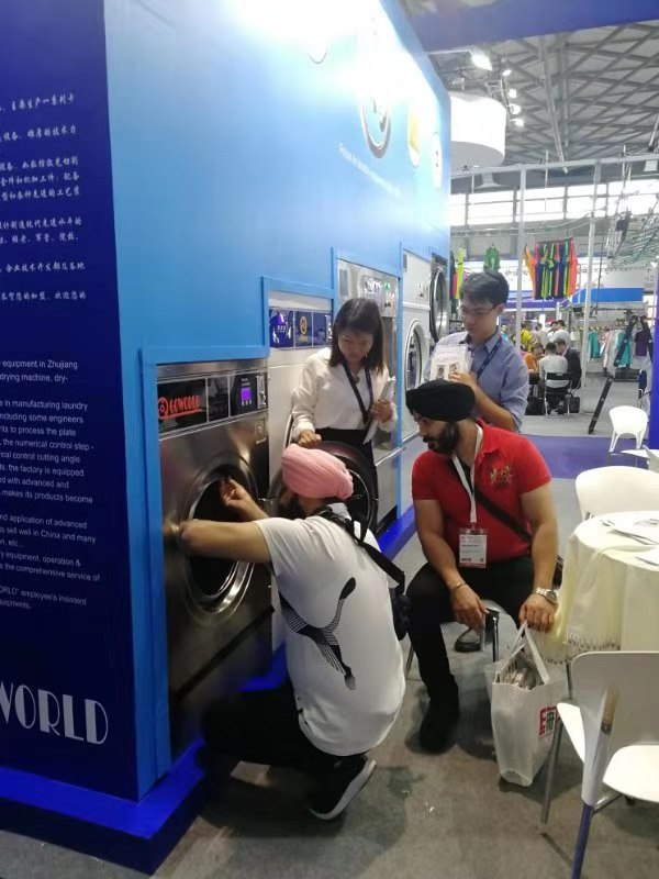 佛山洁机皇展会客户